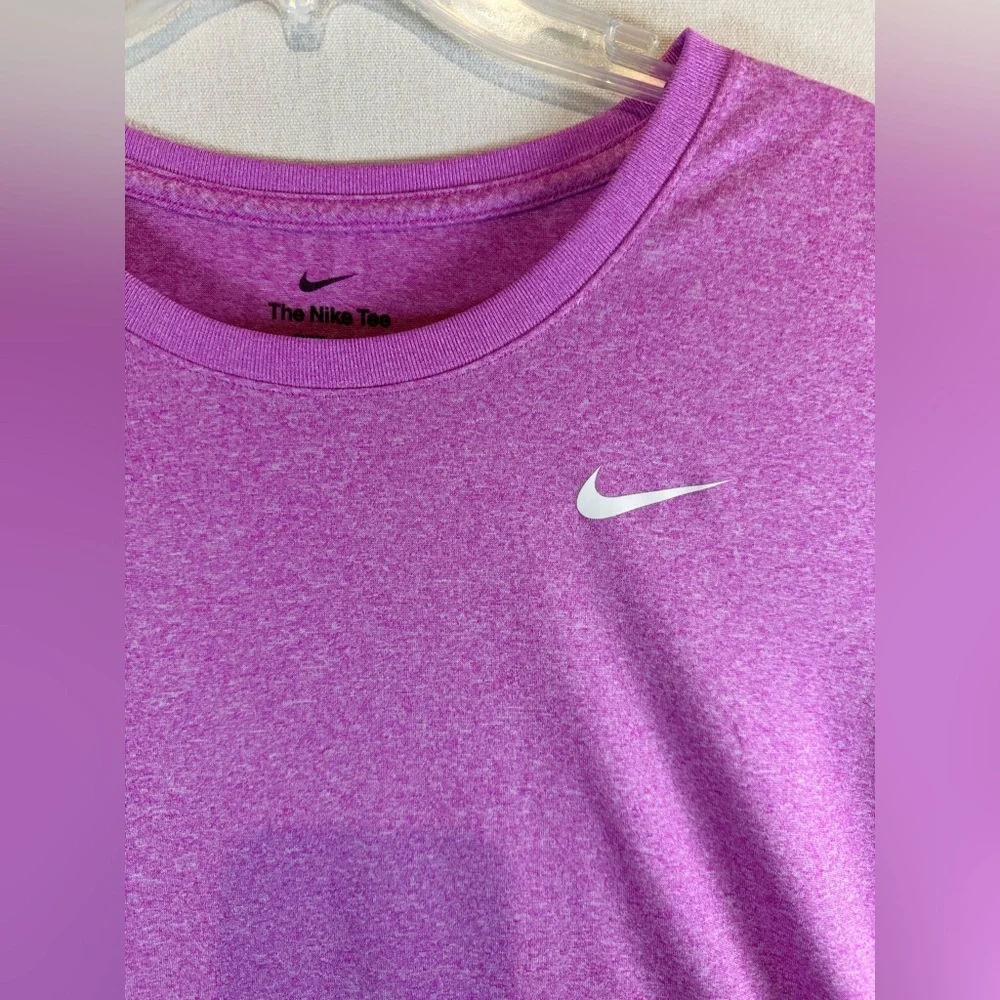Nike Dri-FIT The Nike Tee Women’s 1X Pink Heather Athletic Casual T-Shirt